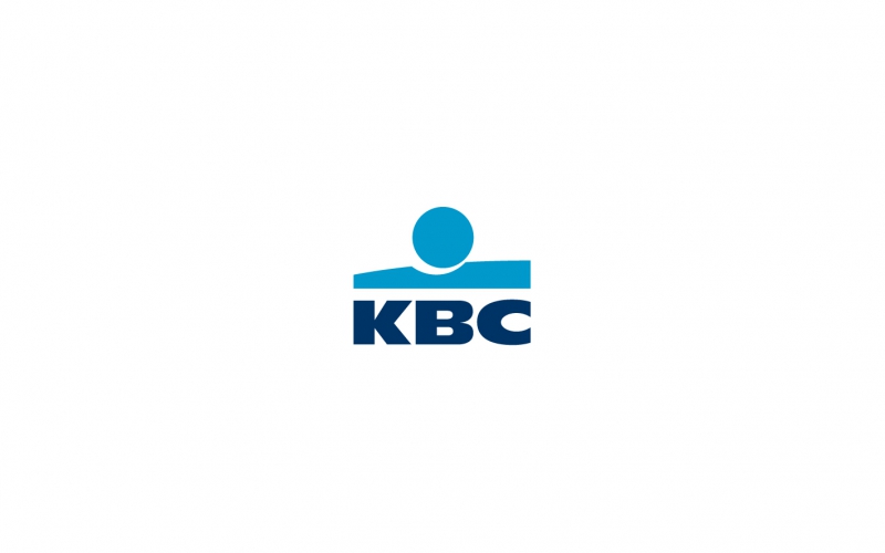 KBC fait un don de 5 ordinateurs portables 05.11.2016